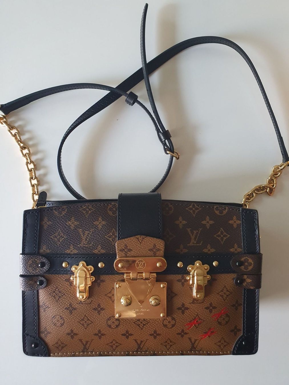 Louis Vuitton Borse da donna: FULLSET Louis Vuitton Trunk Clutch Reverse Canvas Monogram – Usato da Naters venduto da Monika-K 1