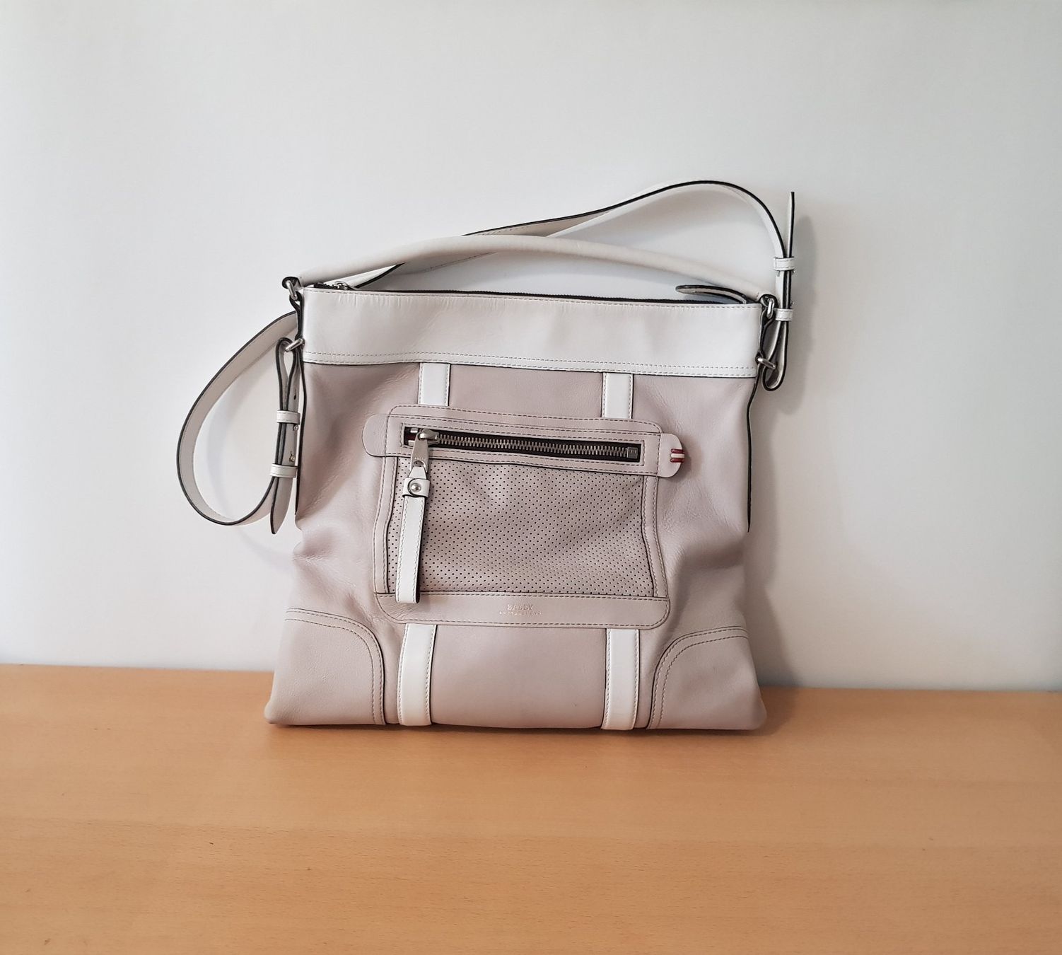 Bally Borse da donna: Bally Leder Handtasche in Beige – Usato da Basel venduto da chien008