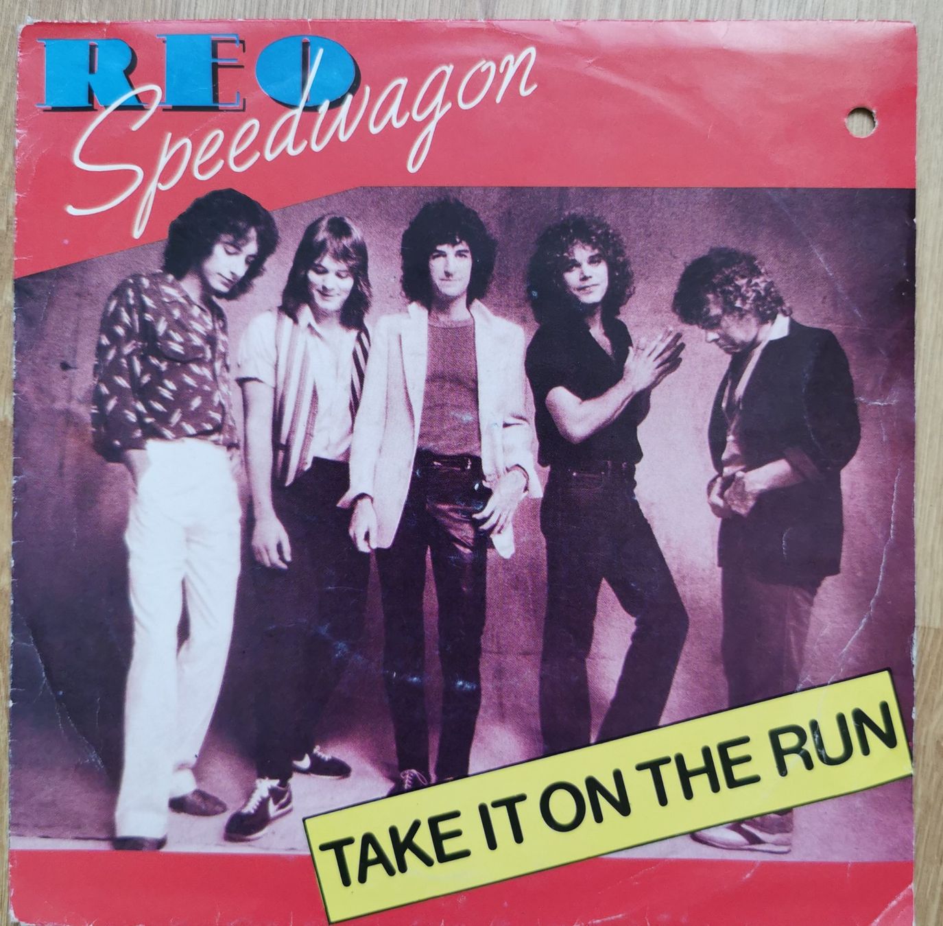 Dischi in vinile: REO Speedwagon - Take it on the run / Someone tonight – Usato da Birsfelden venduto da dsc_f8gx
