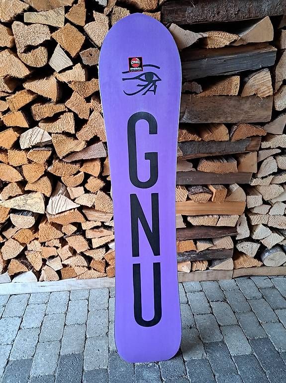 Board: GNU Free Spirit Damen Snowboard 143cm – Usato da Ruswil venduto da 81c_tx98 1