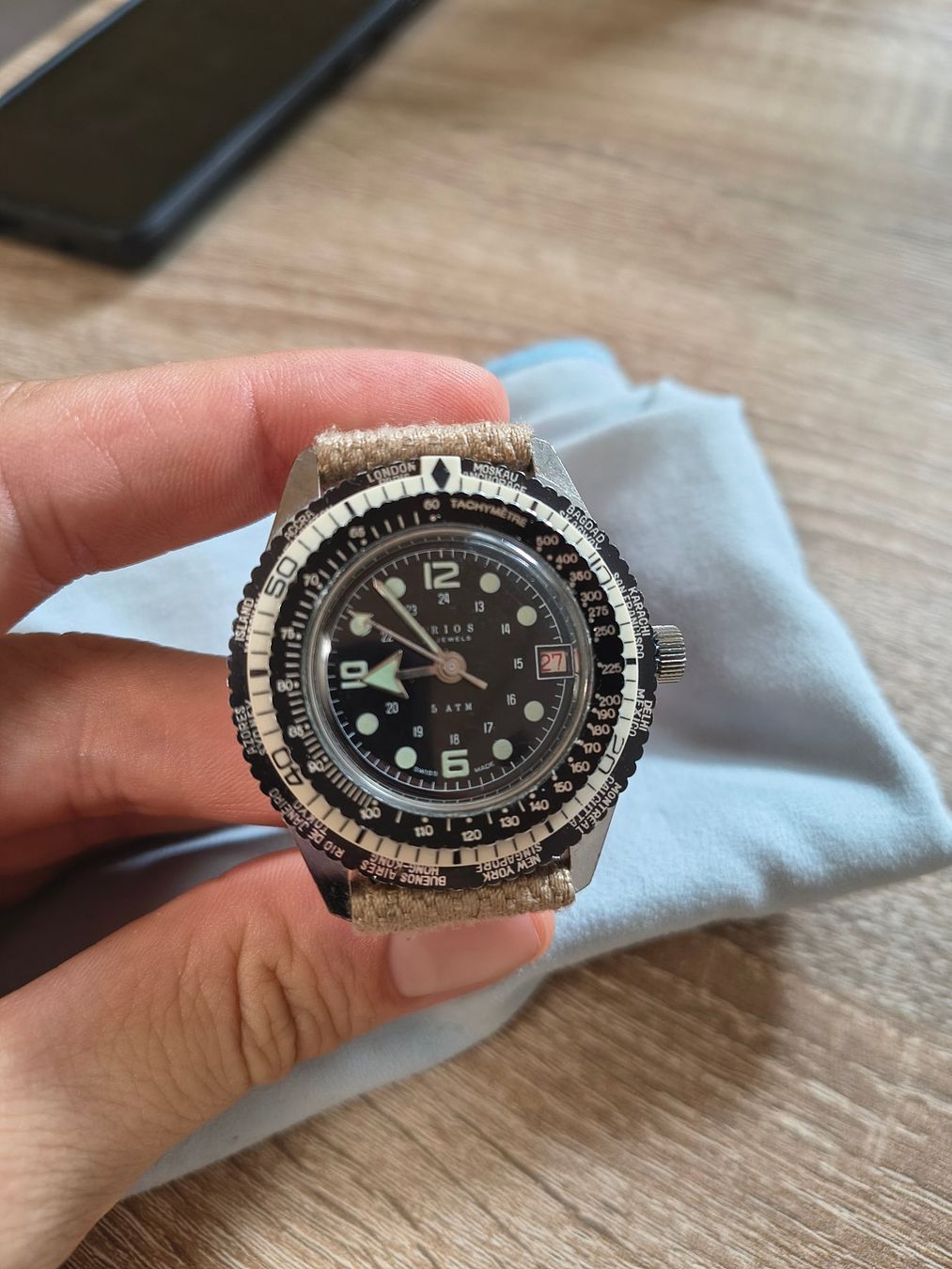 Orologi: Arios Multifunctional  Vintage Watch – Usato da Aarau venduto da mdr00
