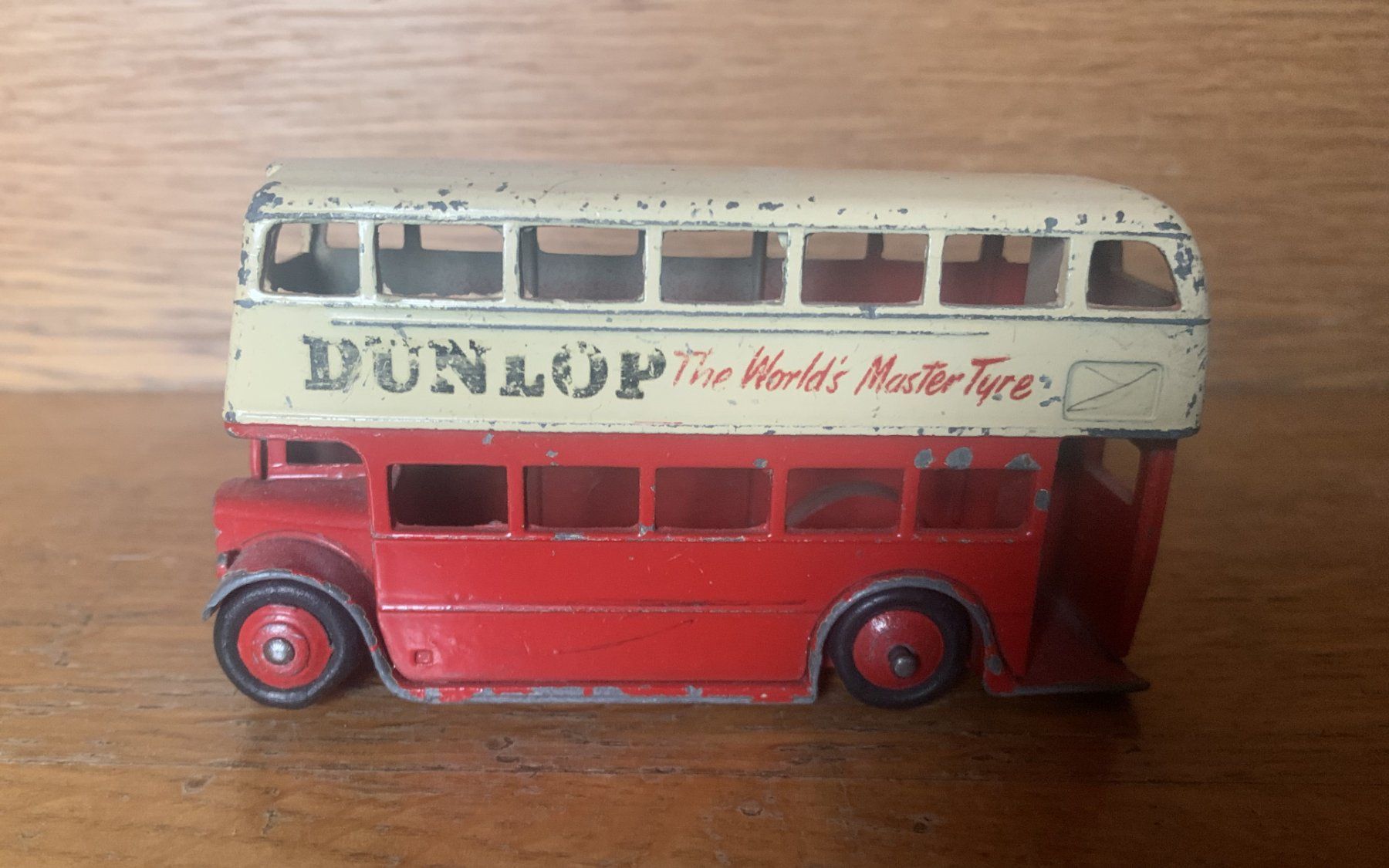 Dinky Toys Modellini d'auto: Dinky Toys Doppeldecker-Bus – Usato da Ebnat-Kappel venduto da pourlemerite 1