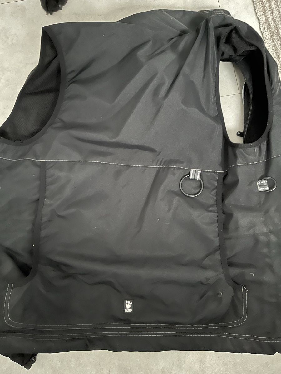 Gilet & Giacche: Trainingsweste Hurtta, schwarz, Grösse S – Usato da Oensingen venduto da Snoopy_w87 3