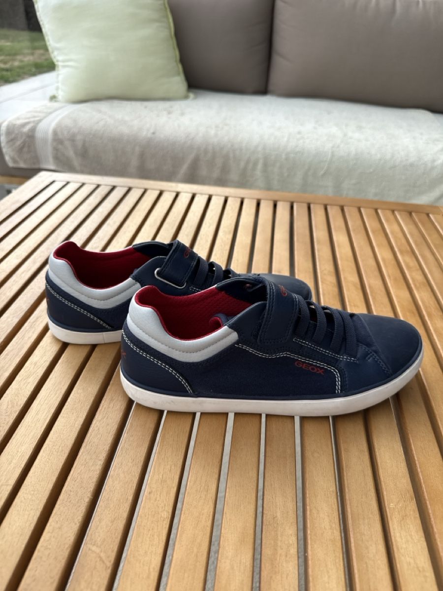 Geox Scarpe per ragazzi: Kinder Halbschuh, Geox, blau, Gr. 37 – Usato da Steinach venduto da 86_patricia 1