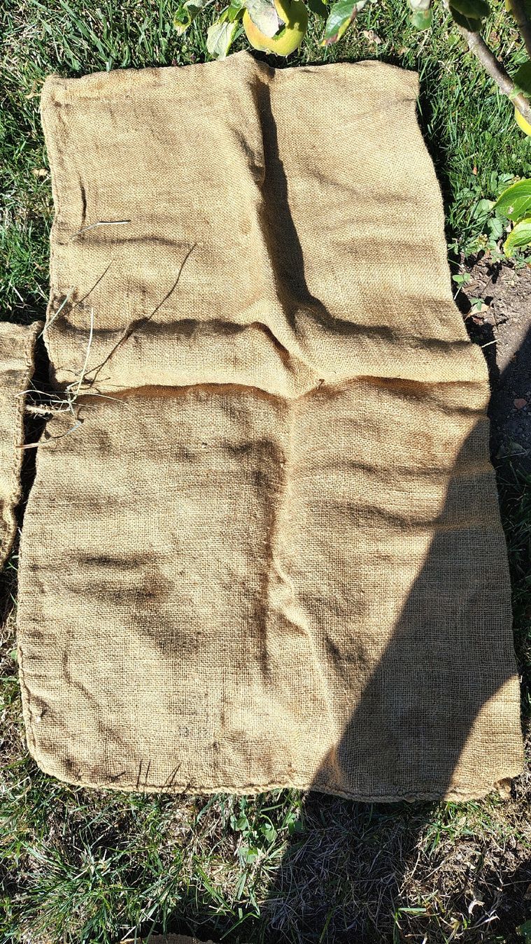 Tessuti: Jutesäcke fein gewoben ca. 6 Stk  – Usato da Stetten SH venduto da stetten5 4