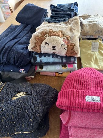 Kleiderpaket Mädchen Grösse 122/128 diverse Marken