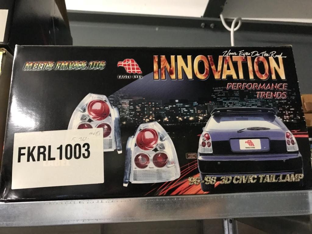 Honda Tutti pezzi di ricambio auto: Honda Civic Hatchback EK Klarglasheckleuchten – Nuovo e nell'imballaggio originale da Hägendorf venduto da Raceland_Tuning 1