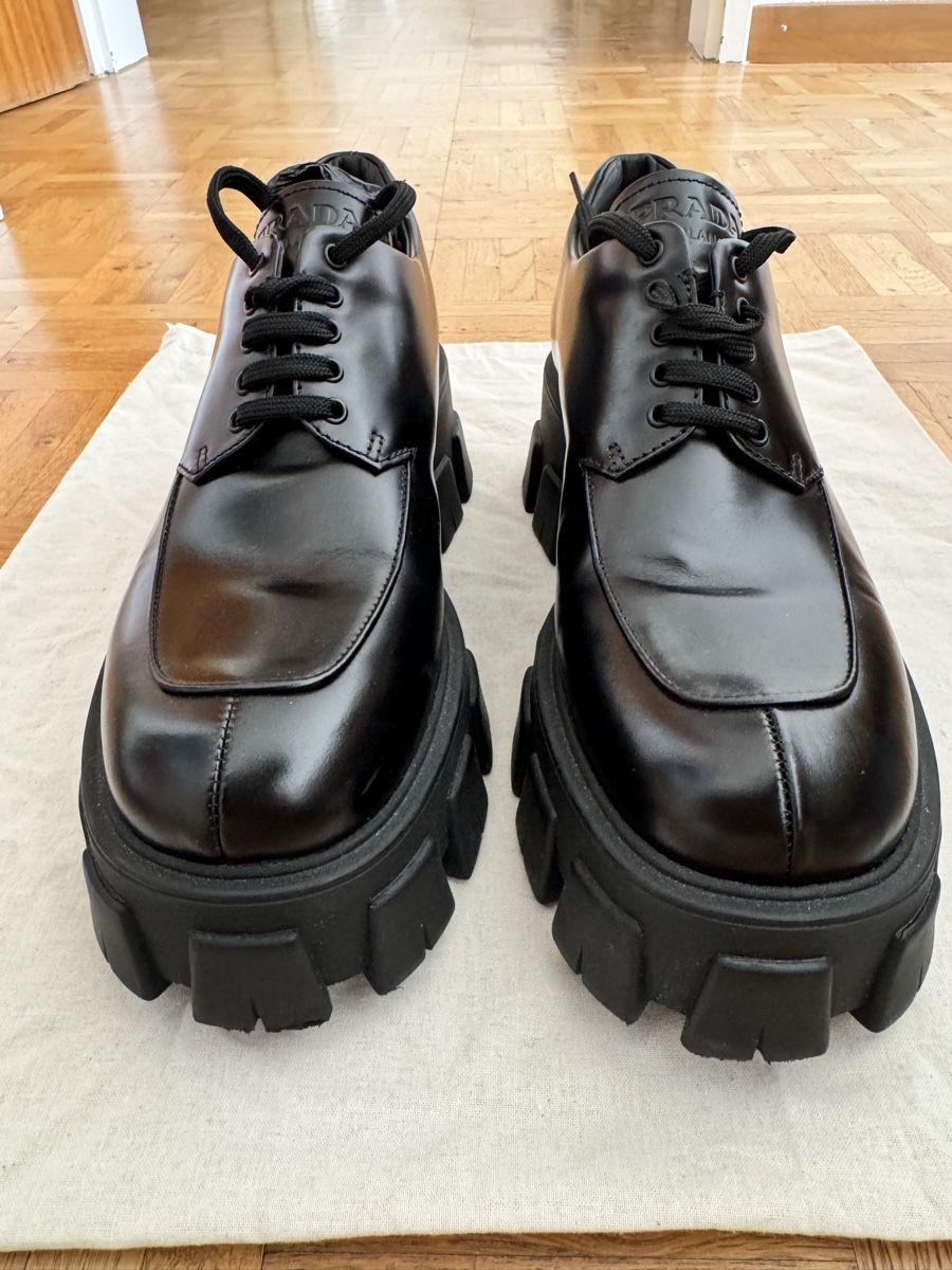 Prada Scarpe da donna: PRADA MONOLITH LACE UP SHOES – Usato da Zürich venduto da won_b75s 1