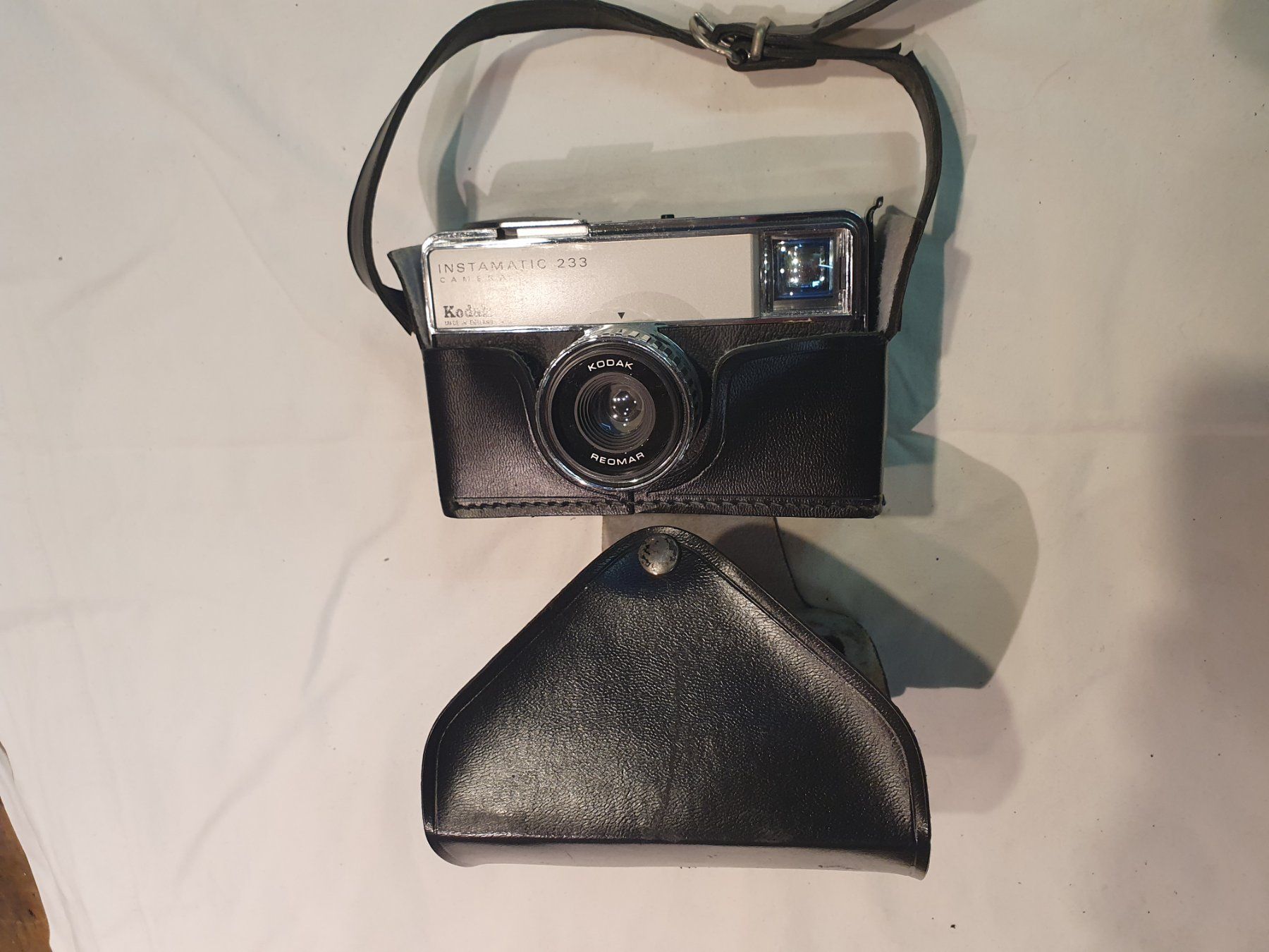 Kodak Fotocamera: Kodak Instamatik 233 – Difettoso da Schönenberg ZH venduto da Technmech 3