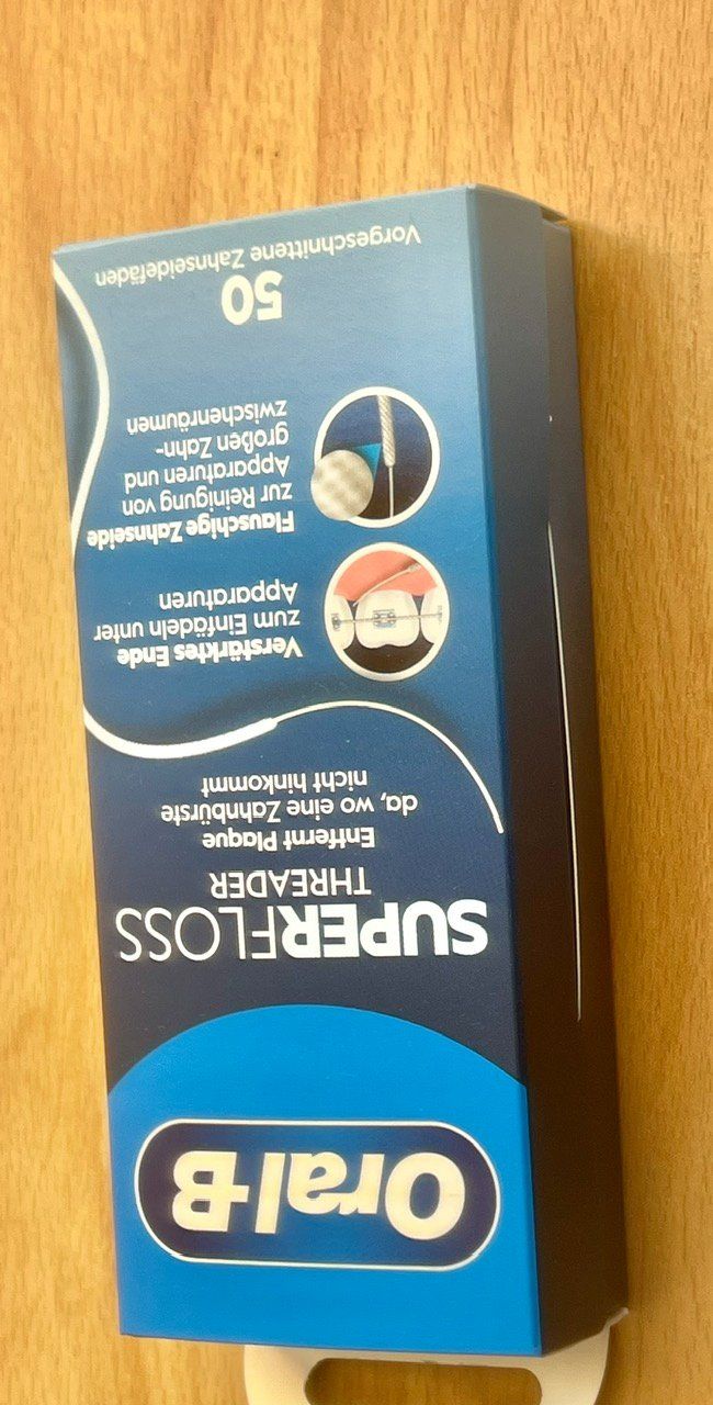 Oral B Cura dei denti: Oral-B Superfloss THREADER Zahnseide 50 Fäden – Nuovo e nell'imballaggio originale da Matzendorf venduto da BTCSwisswatcher
