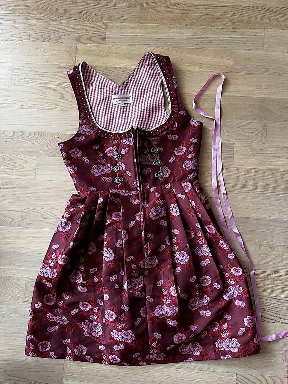 Kleider: Dirndl – Gebraucht aus Effretikon von alicebrunner