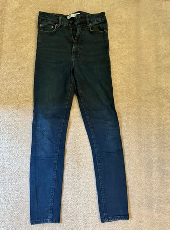 Zara Jeans, Dunkelblau, Gr. 36, sehr guter Zustand