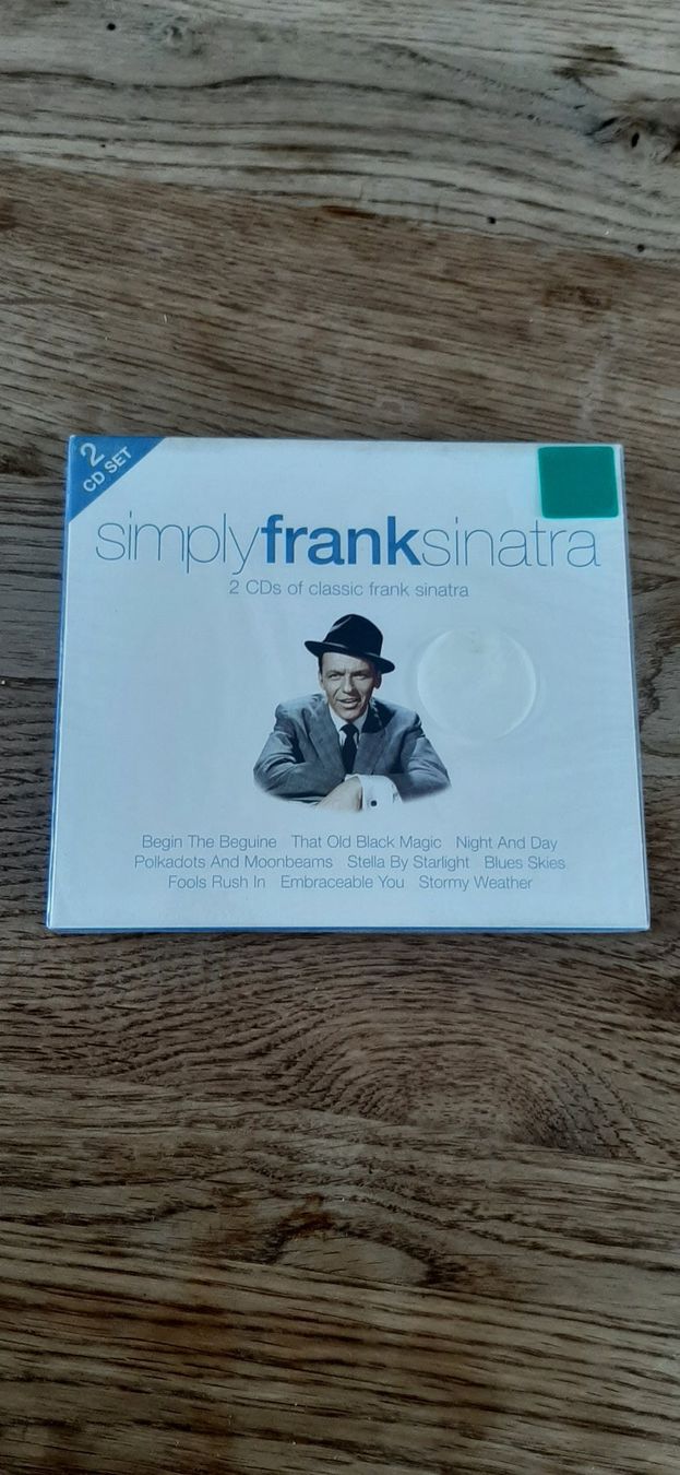 CD: 2CD Set Simply Frank Sinatra (Originalverpackt) – Nuovo e nell'imballaggio originale da Affoltern am Albis venduto da Sabinezc