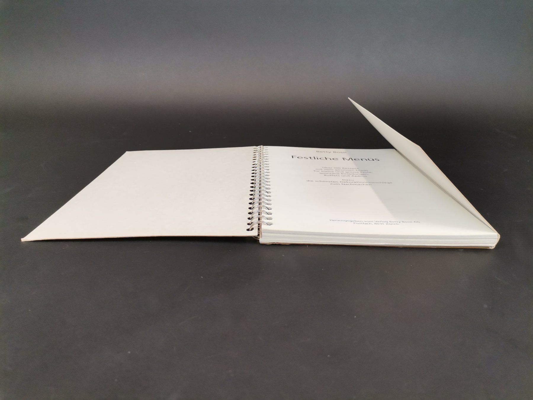 Libri: BETTY BOSSI Festliche Menüs – Usato da Schaffhausen venduto da Restwert_SH 4