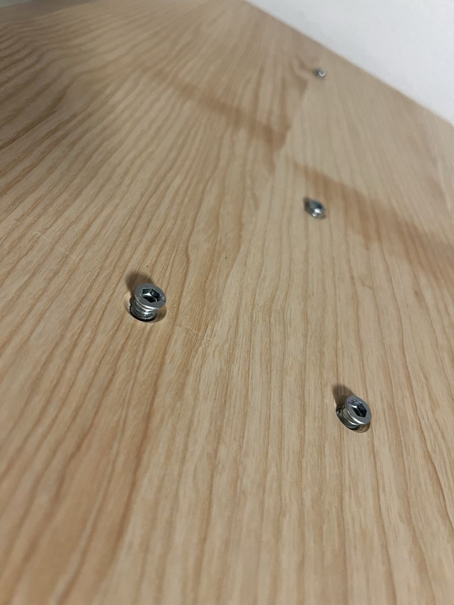 Tavoli: FLEXFORM Tischplatte Holz massiv, Salontisch neuwertig – Nuovo (secondo la descrizione) da Bolligen venduto da Solina12 4