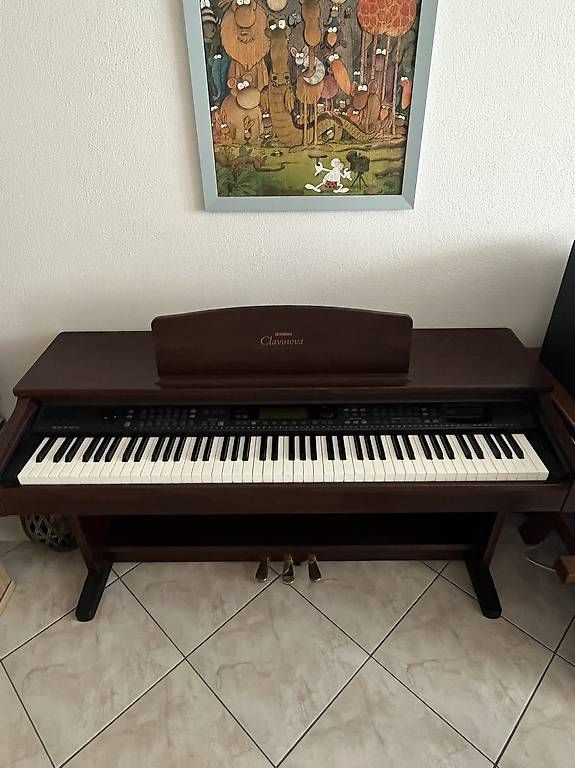 Yamaha Strumenti musicali: Yamaha Clavinova CVP-103 Pianoforte – Usato da Claro venduto da Gio_ggb23
