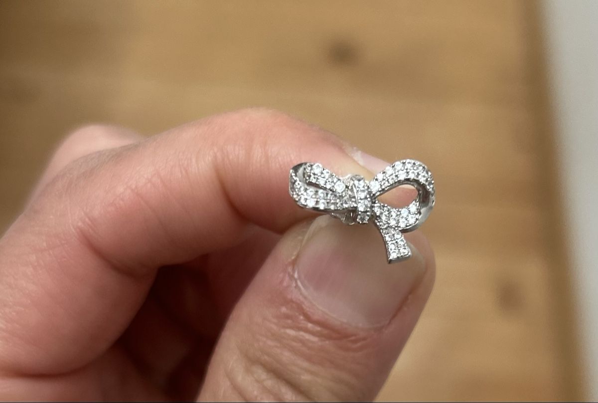 Orecchini pendenti & Orecchini a lobo: Boucles d oreilles neuves – Nuovo (secondo la descrizione) da Sonceboz-Sombeval venduto da Australia010 1