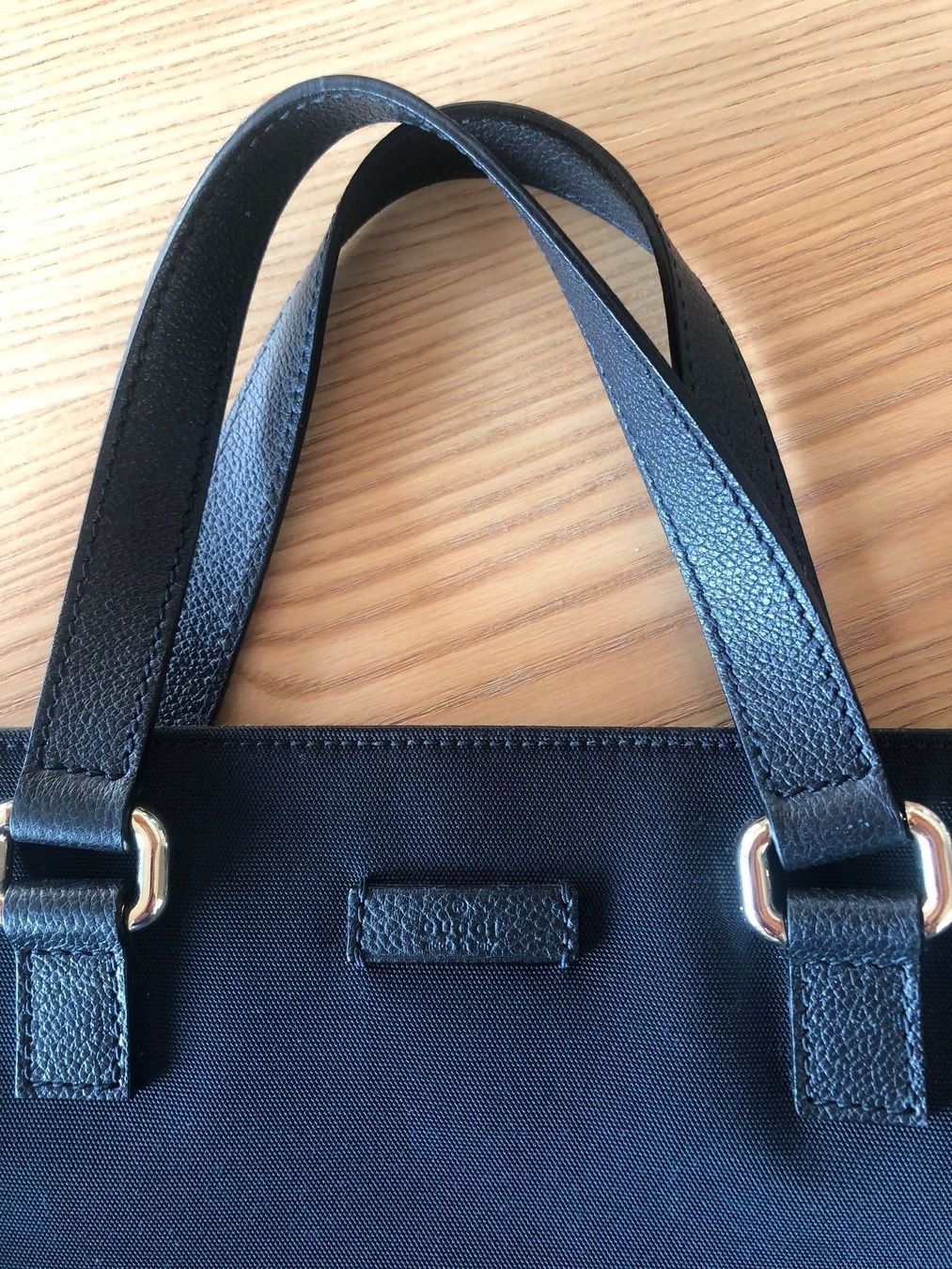 Gucci Borse da donna: Borsa shopping GUCCI – Nuovo e nell'imballaggio originale da Davesco-Soragno venduto da dvf_7h6d 1