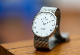 Universal Geneve “Ellipse” White-Shadow