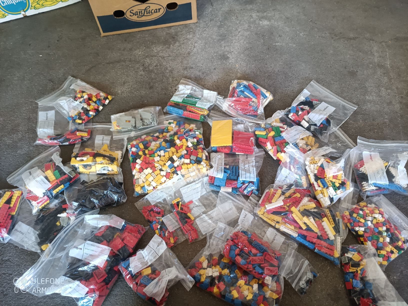 Lego Jouets: Lego – D'occasion à Naters par deb_9cmp 1