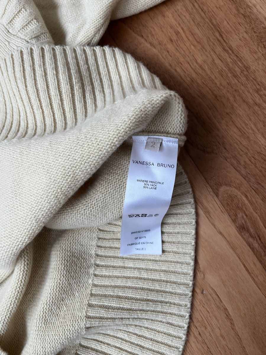 Vanessa Bruno Maglioni & Felpe: Pullover Vanessa Bruno – Nuovo (secondo la descrizione) da St. Gallen venduto da mllealessandra 4