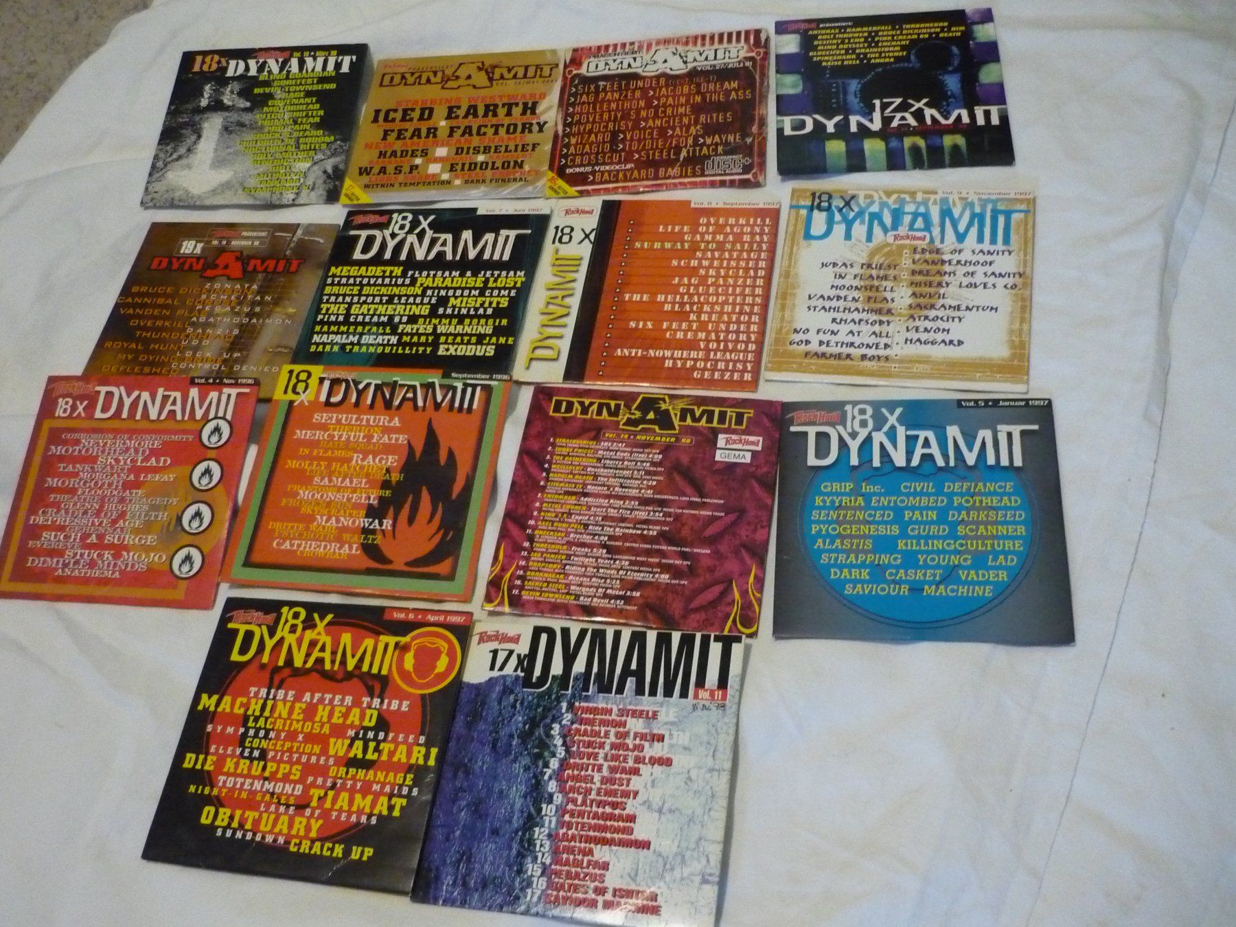 CDs: 14x CD Rock Hard - Dynamit - Metal – Gebraucht aus Beringen von Flatretriever
