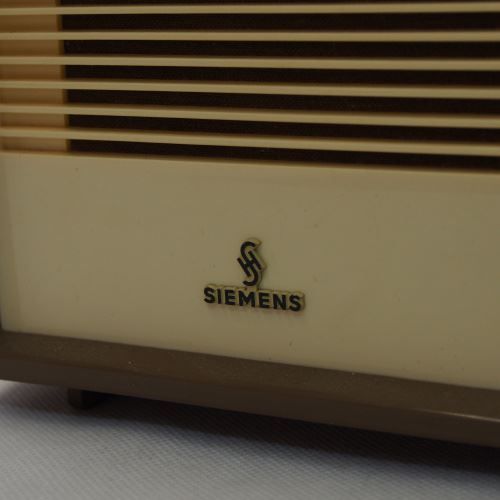 Radio: Siemens Super A 7S Radio – Antico da Schalunen venduto da schwabspielautomaten 5