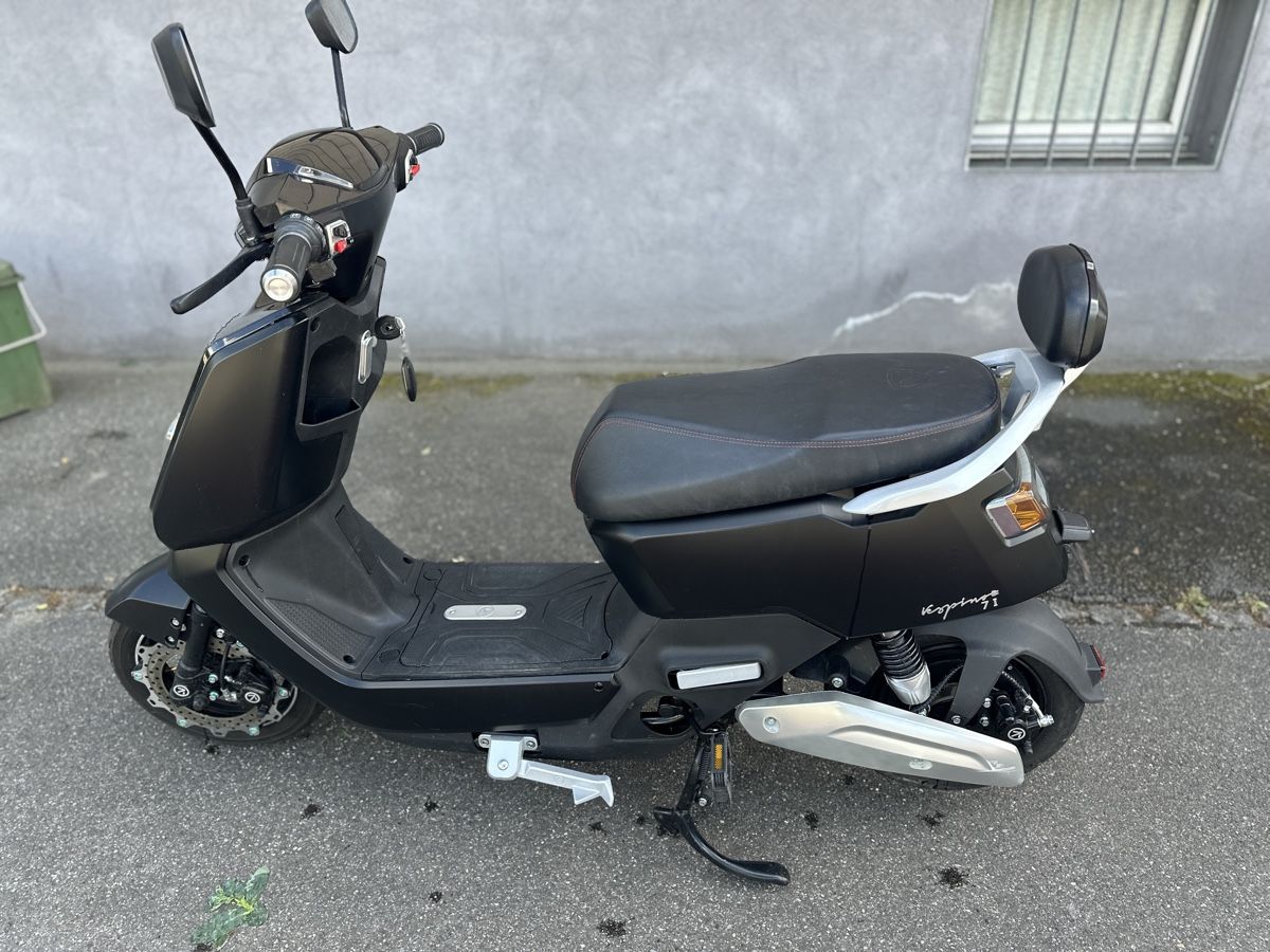 Vespino Scooters: Electric scooter Vespino 7i – Gebraucht aus Aarau von bikestones