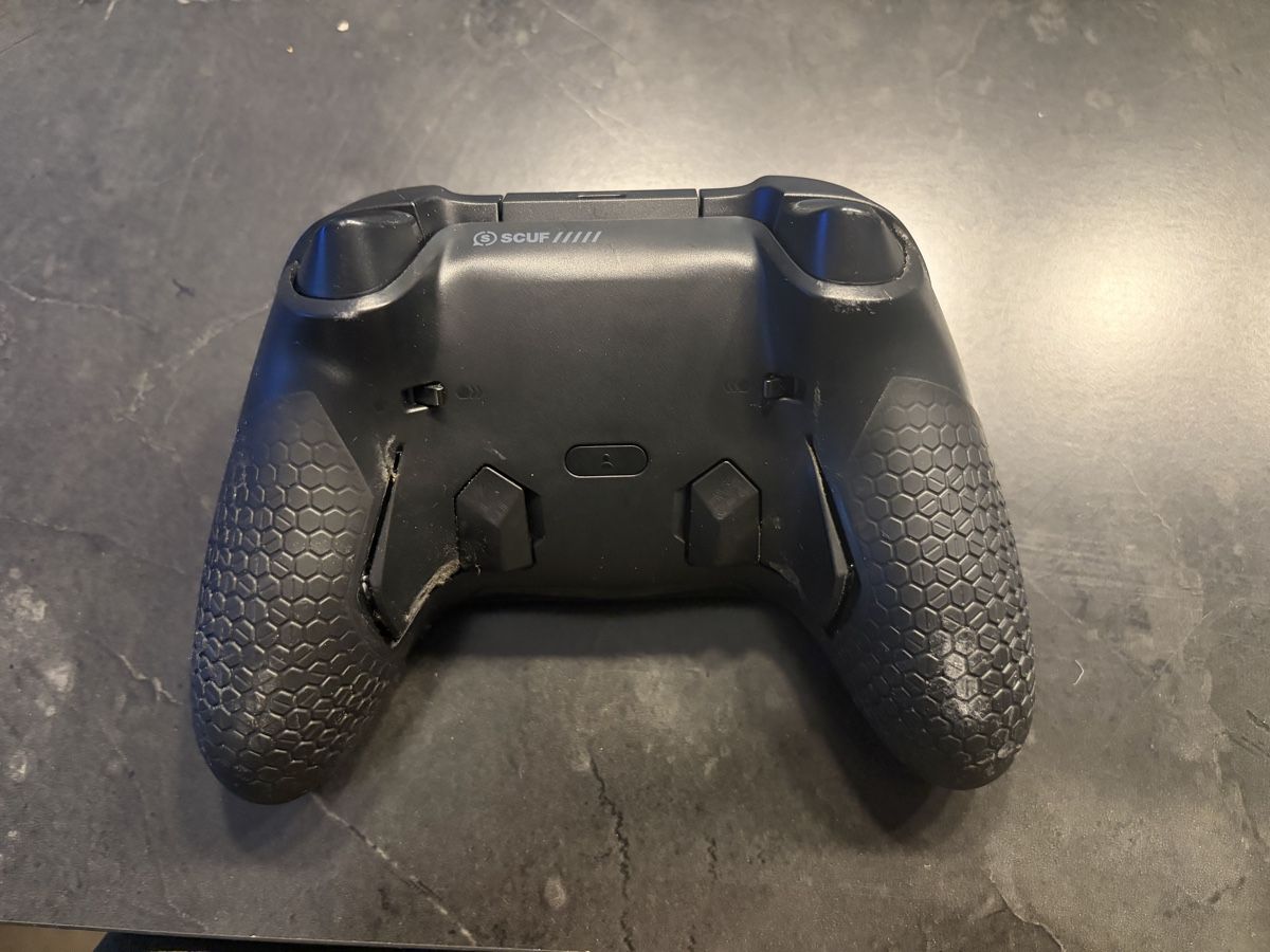 Controller: SCUF Controller Xbox One/Series X | S - Top Zustand – Usato da Oeschgen venduto da san_s6f8 1