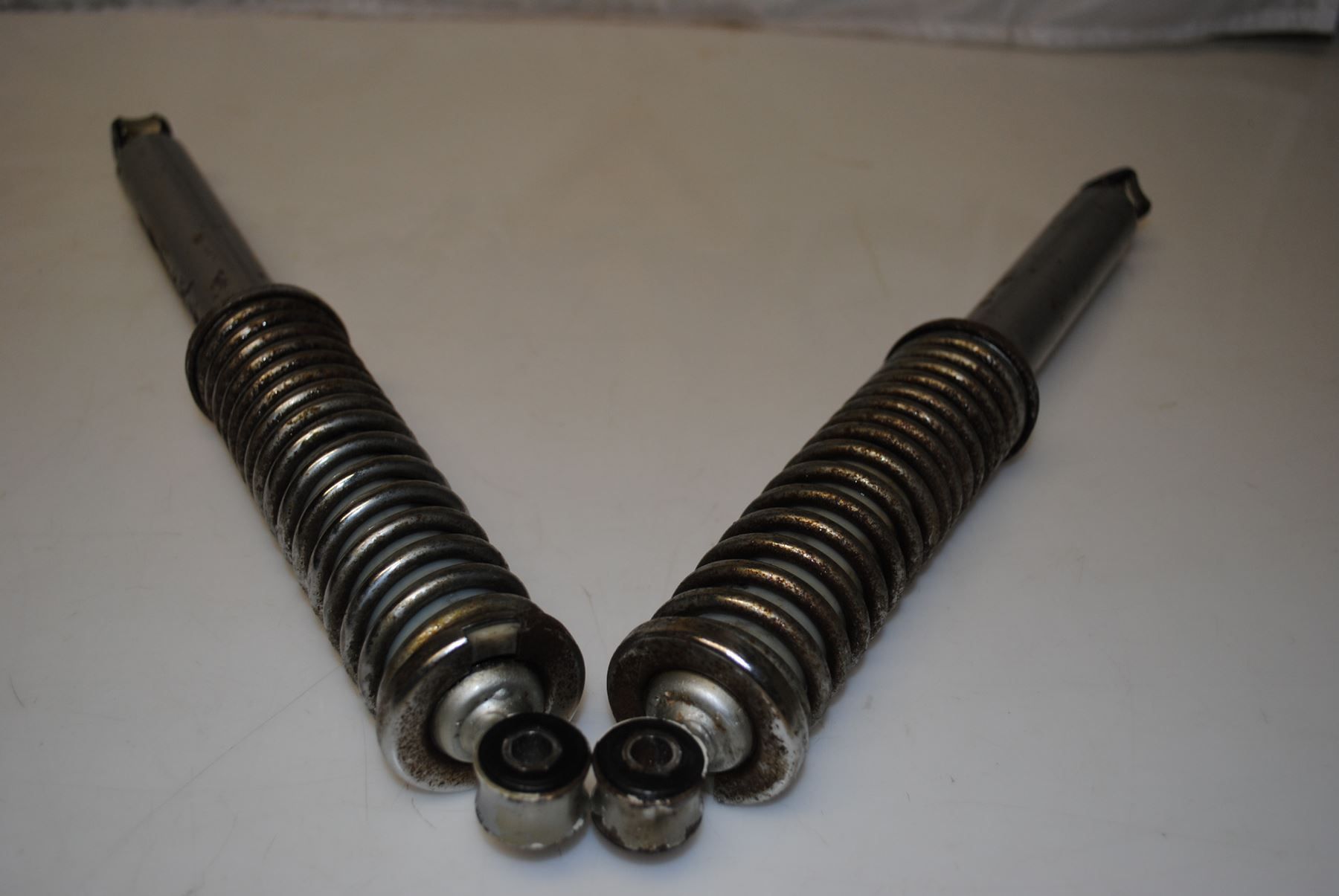 Mofa-Ersatzteile: Stossdämpfer paar 35cm – Gebraucht aus Subingen von Baergarage 1