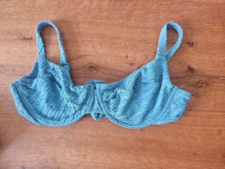 neues Bikini Top in Türkis Gr.85