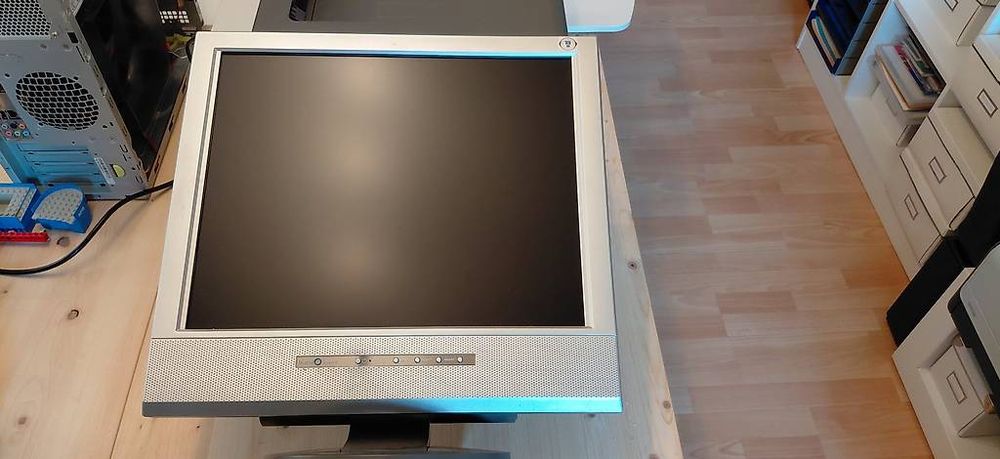 Bildschirm (Gebraucht) in Muttenz für CHF 20 – nur Abholung auf Ricardo ...