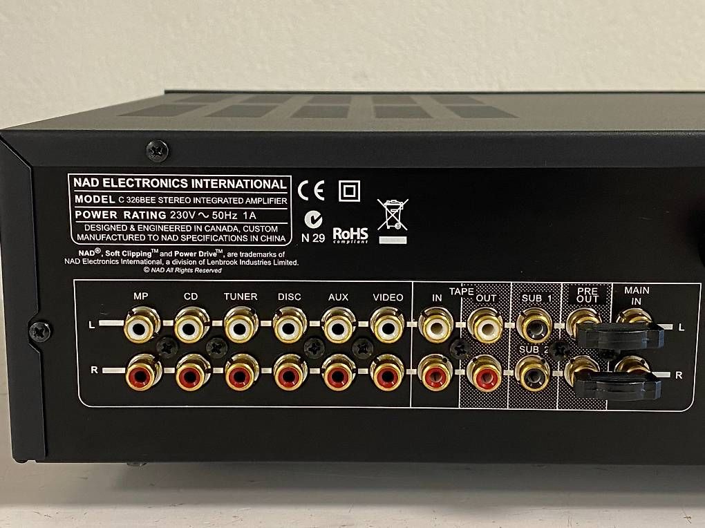 Amplificatori: NAD C326BEE Stereo Integrated Amplifier with remote. – Usato da Locarno venduto da yus_rg52 4