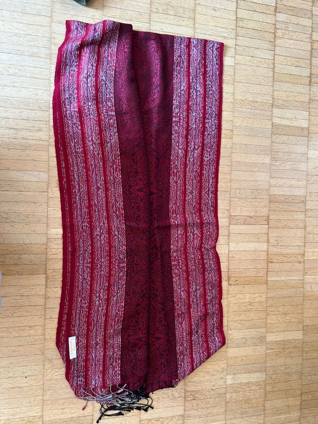 Foulard & Sciarpe: Schal Kaschmir – Usato da Basel venduto da AlineAssi1234