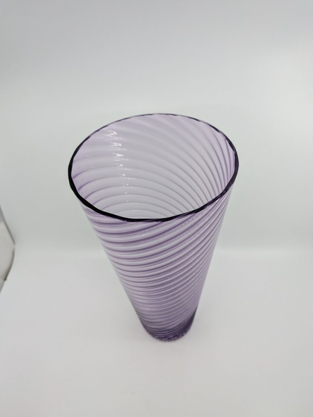 Vasi & Recipienti: Vase, Glasvase lila – Usato da Emmen venduto da magelan 2