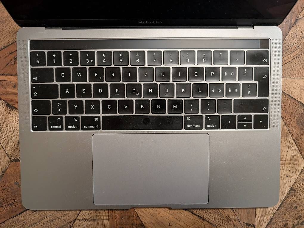 Notebook: MacBook Pro 2018 touchbar 16Go 256Go i5 – Usato da Nyon venduto da pol_bl6b 1