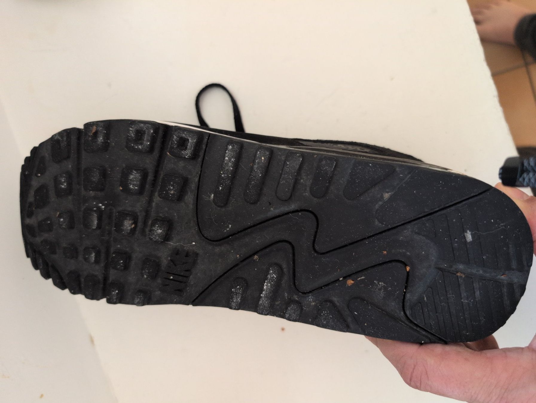 Nike Scarpe da uomo: Nike Air Max 46 eu – Usato da Montreux venduto da kambio 2