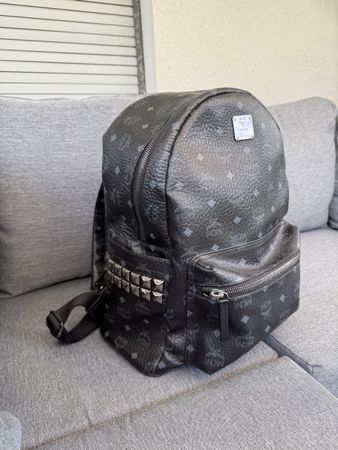 MCM Rucksack schwarz