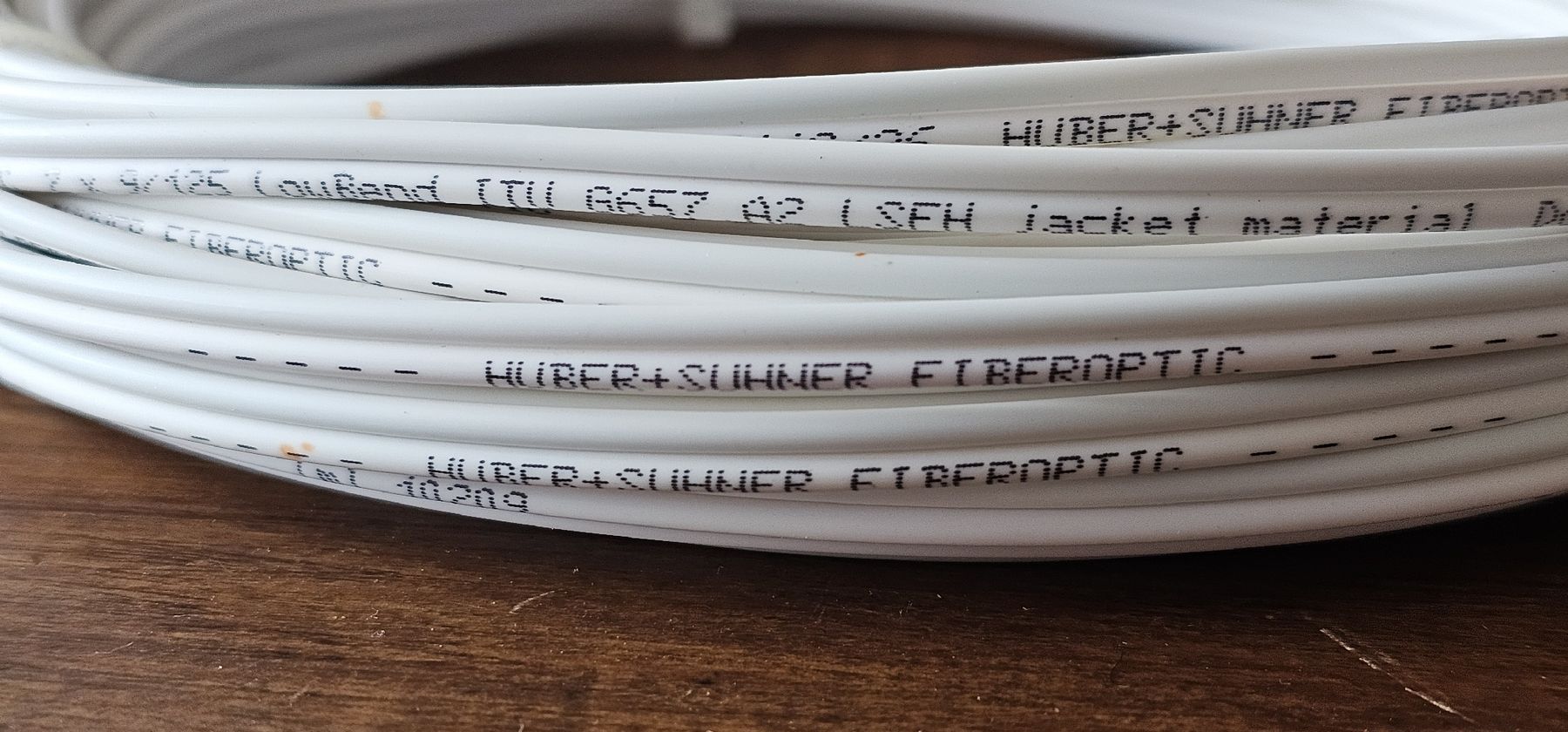 Cavi: Glasfaserkabel HUBER+SUHNER 20m 2x 9/125 LowBend.  – Usato da Kollbrunn venduto da Antikmann 2