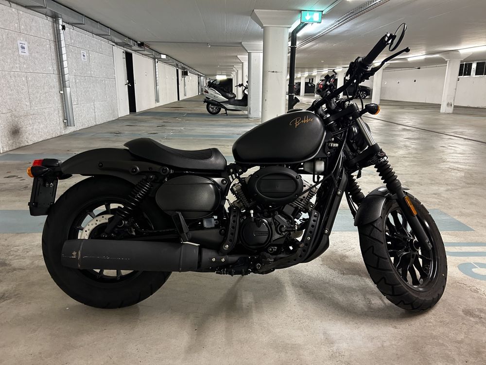 Wunderschne Hyosung 125 Chopper Ebenbildnull