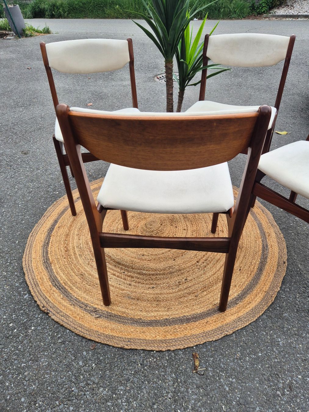 Stühle: 4 chaises vintage scandinaves restaurées – Gebraucht aus Fully von tameab 5