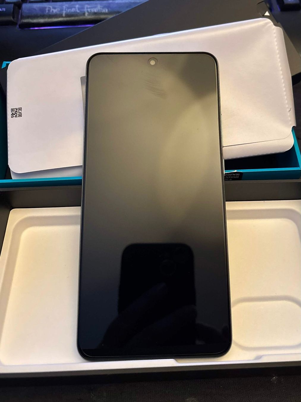 OnePlus Telefoni cellulari / Smartphones: Oneplus Nord CE5 Neuf – Nuovo e nell'imballaggio originale da Mont-sur-Lausanne venduto da Slushymana 1