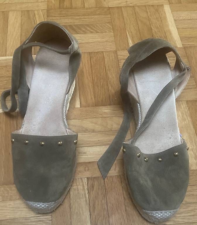 Scarpe da donna: Unida Espadrille Sandalen Leder gr 38 – Usato da Basel venduto da vla_6zt2