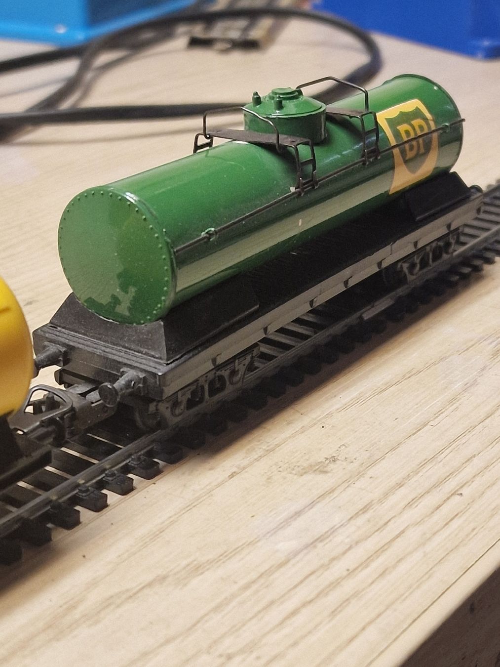 Lima Modellini di ferrovie: Modelleisenbahn lima Lokomotive mit Waggons  – Usato da Herzogenbuchsee venduto da ioa_zcm6 5