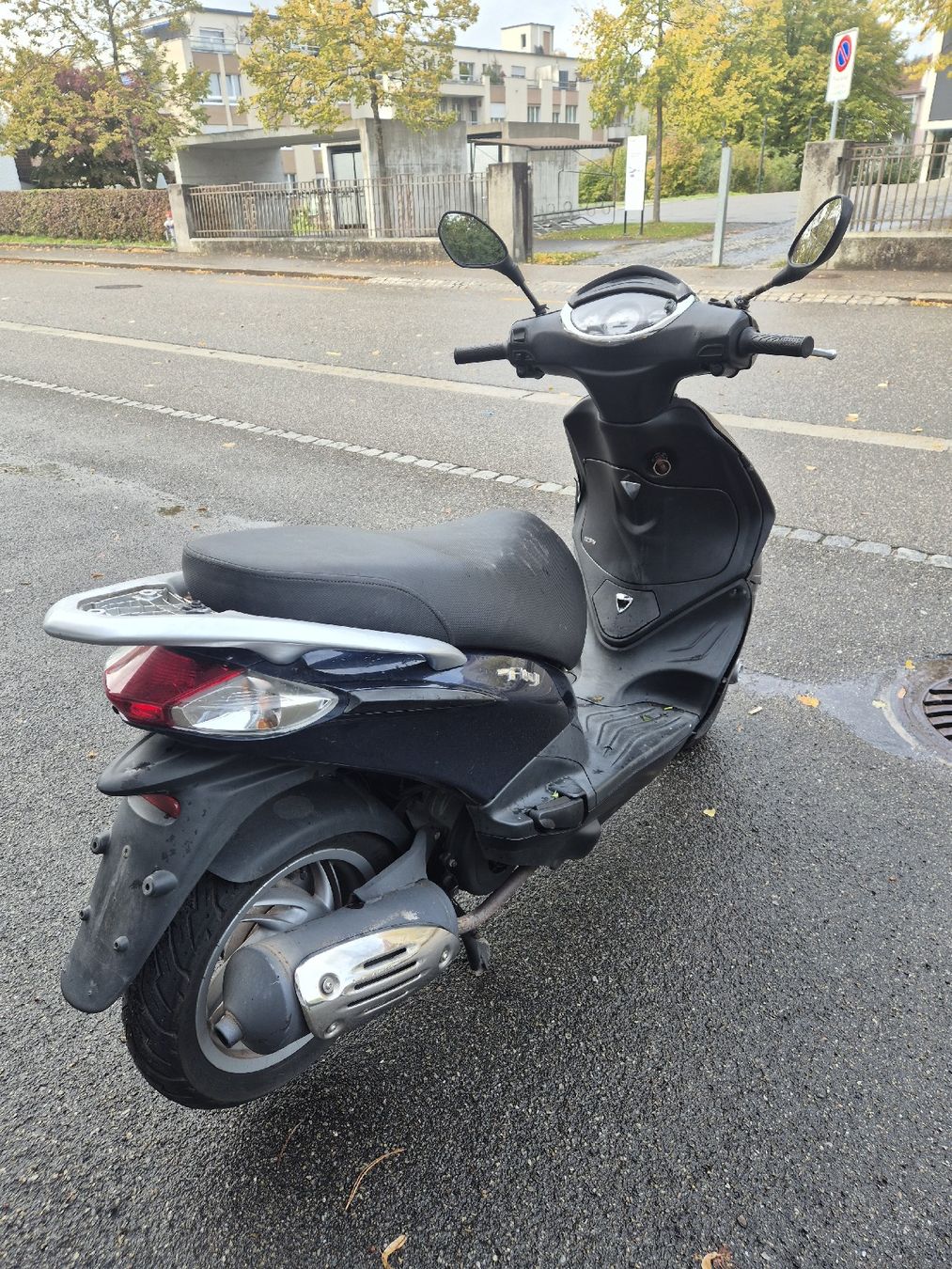Piaggio Scooter: Piaggio Fly 125i.e 3V – Difettoso da St. Gallen venduto da ammann83 2