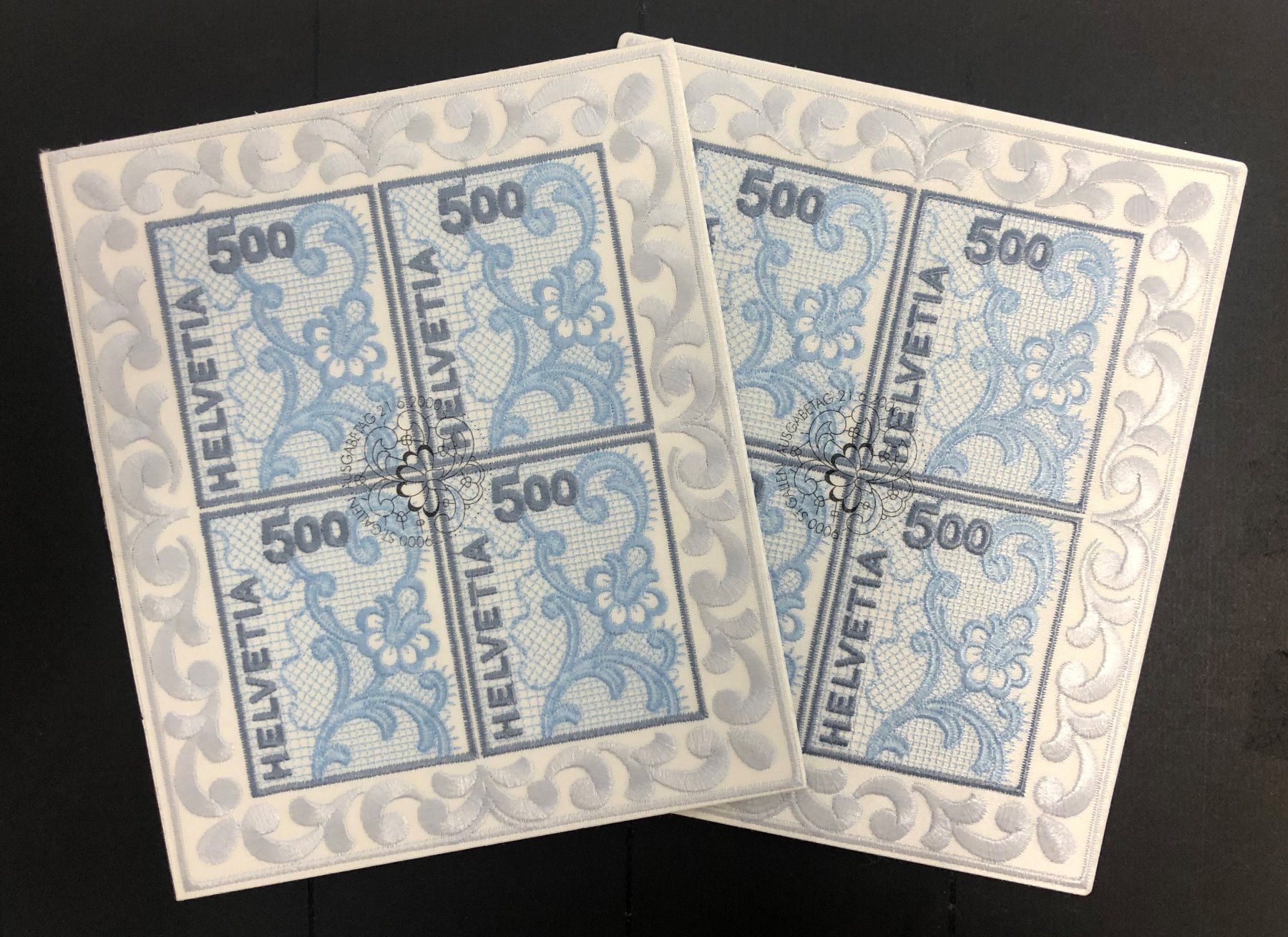 Alle Briefmarken: 2 STICKEREI-BLOCKS 2000 ET ⦿ – Neu (gemäss Beschreibung) aus Oberwil BL von SALOB