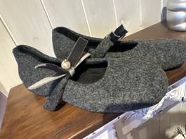 Damen Ballerinas Mukeke grau Filzoptik mit Schleife neu