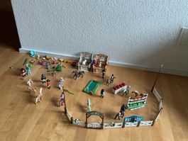 Playmobil Reiterhof mit Springplatz