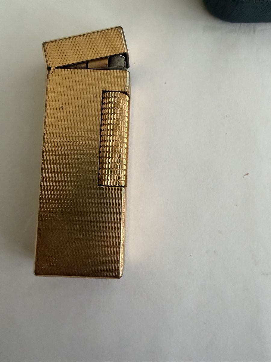 Dunhill Feuerzeuge: Briquet Dunhill – Gebraucht aus Echallens von JAR69 1