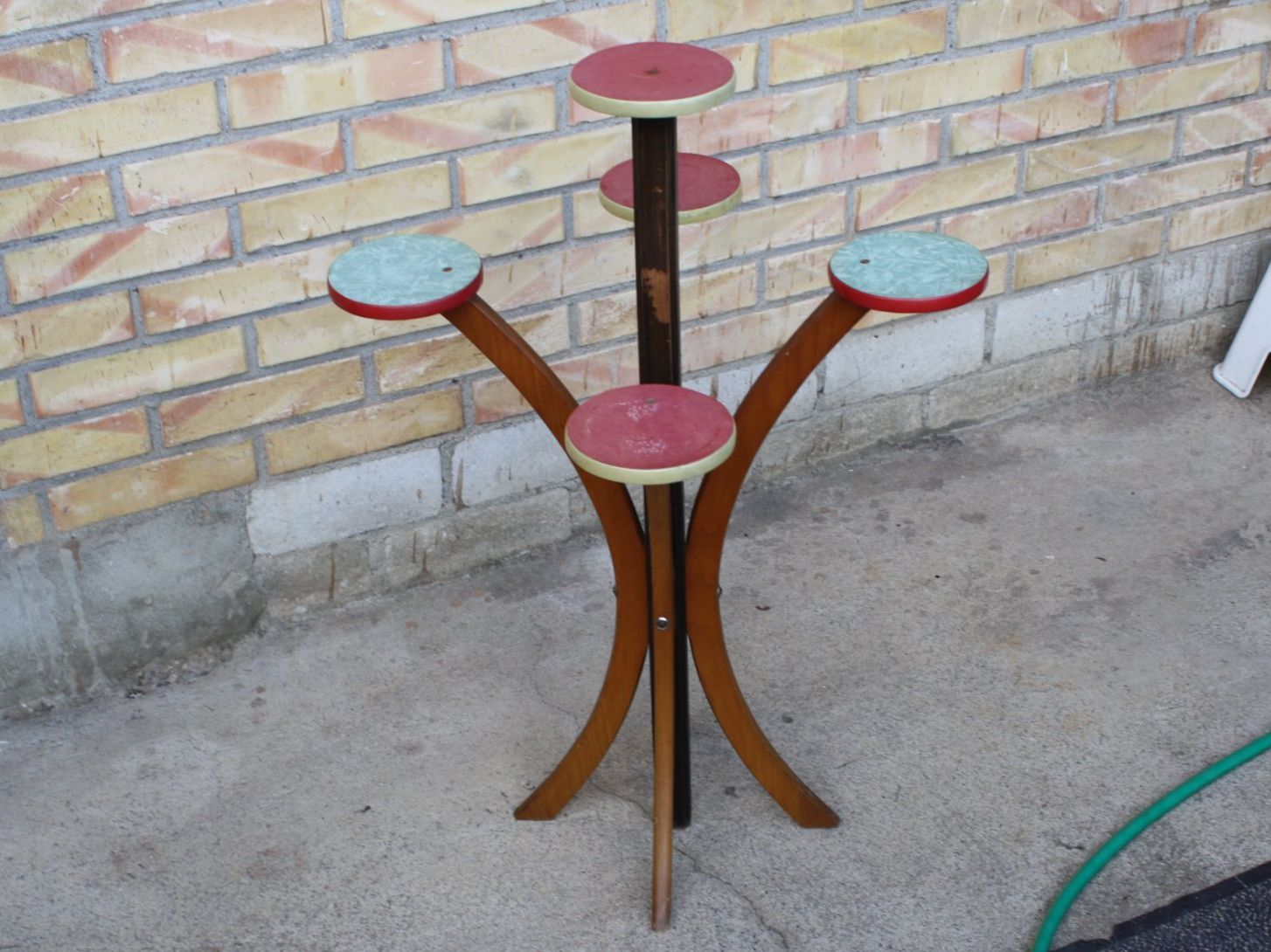 Sonstiges für Haushalt & Wohnen: Pflanzenständer  Etagère Vintage Blumenständer – Gebraucht aus Wauwil von Pneuedy 1